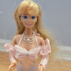 Show more

1987 Perfume Pretty Barbie